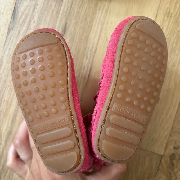 Minnetonka pink boots - Picture 5 of 8